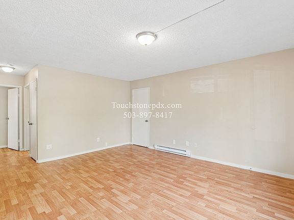 5th image of 702 NE 99th Ave APT 2