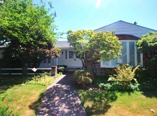 282 Sterling Dr, Eugene, OR 97404