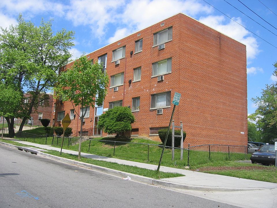 2nd image of 4452 B St SE APT 203