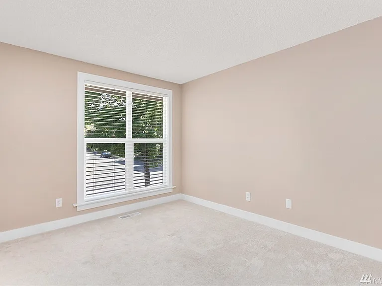 15611 NE 109th St — Photo 4