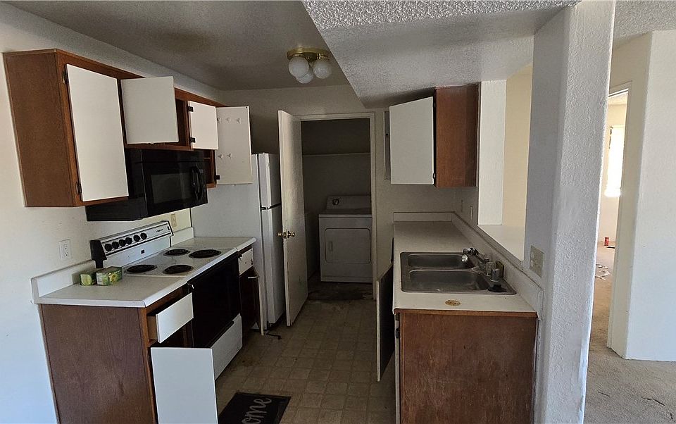 1st image of 211 Mission Laguna Ln APT 208