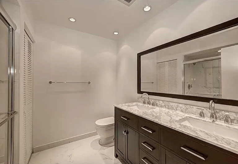 3010 Lakewood Ln — Photo 8