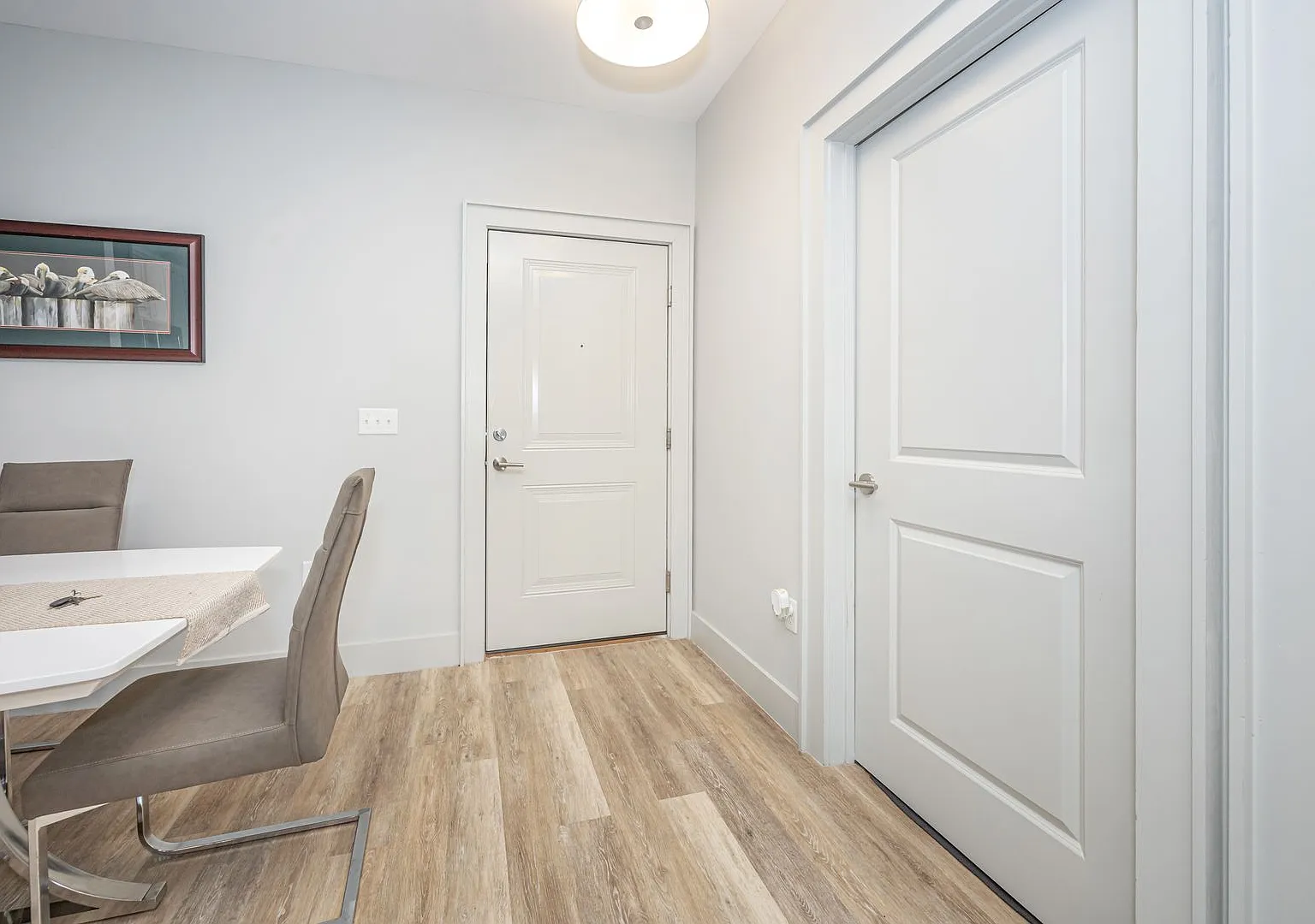 Fully Furnished Condo Near Downtown Ocean Springs — Photo 2