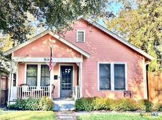 504 E Forrest St, Victoria, TX 77901