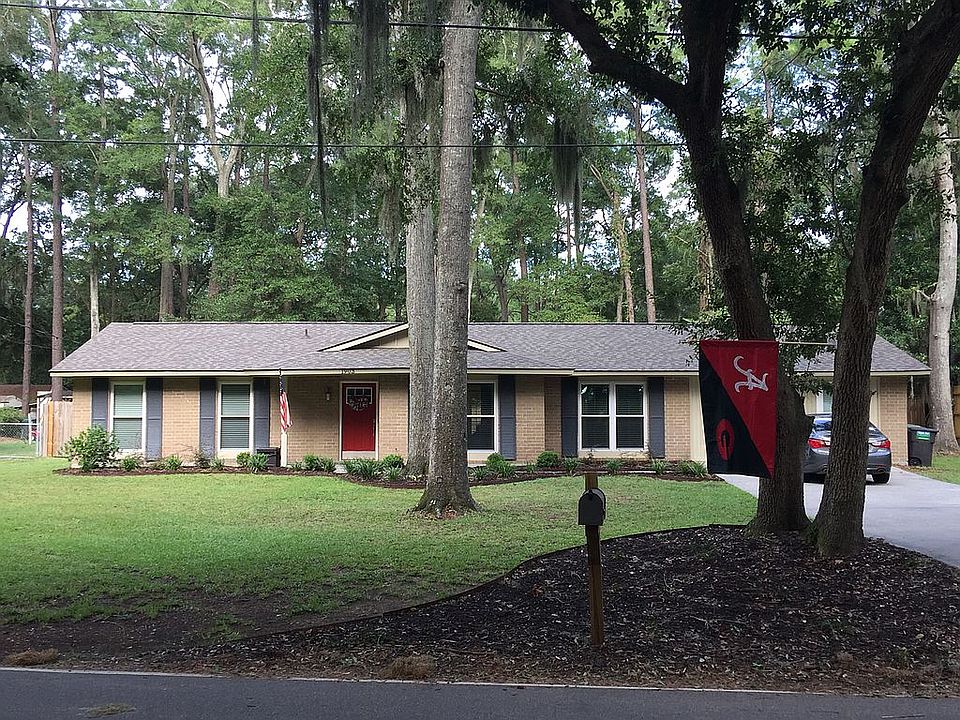 1st image of 1903 Lenora Dr