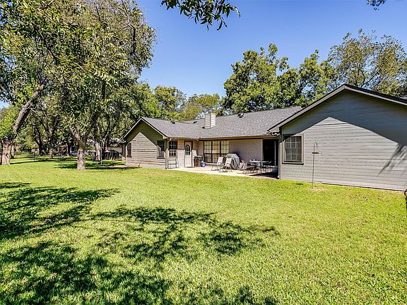 4th image of 8621 Ravenswood Rd