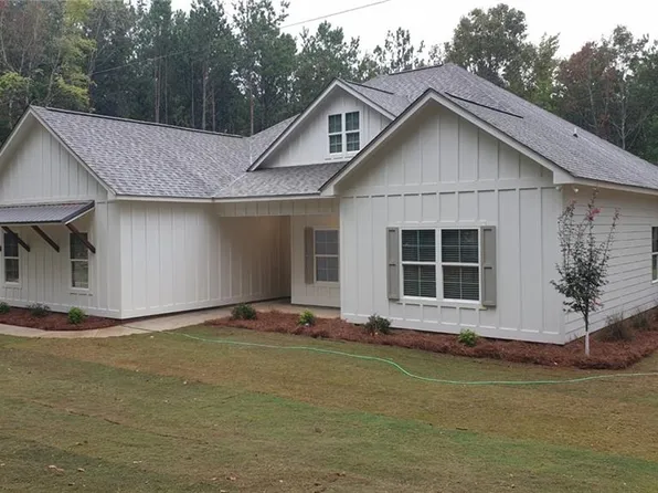 1324 Lee Road 357, Valley, AL 36854