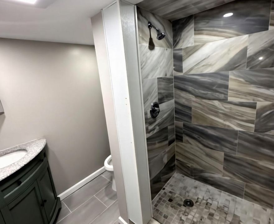 full bathroom
