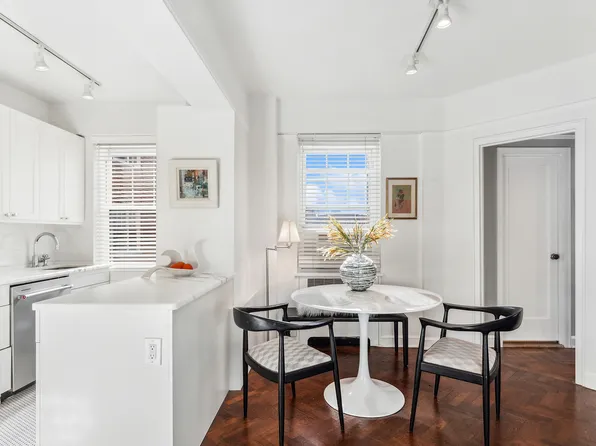 140 Cabrini Boulevard image 7 of 21