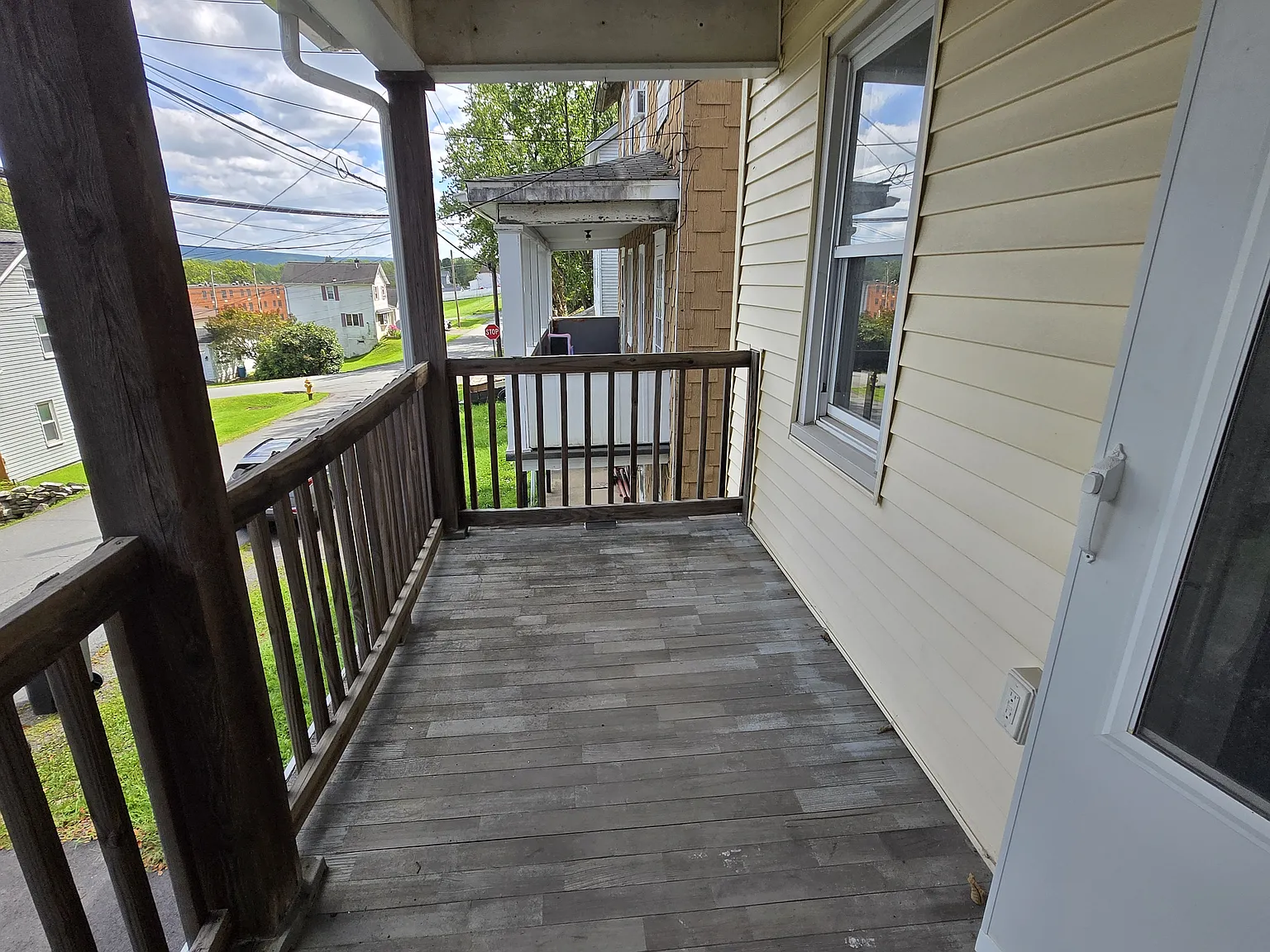 2 bed, 825 sqft, $1,275 — Photo 3