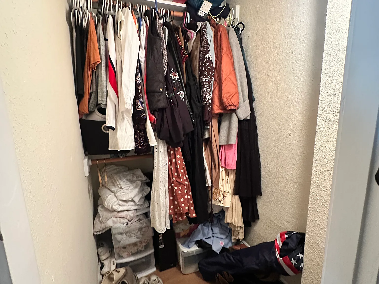 1 bed, $1,300 — Photo 3