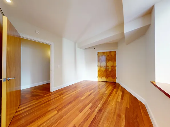 346 Coney Is Avenue image 16 of 25