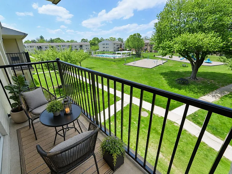 Chesterfield Apartment Homes — Photo 17