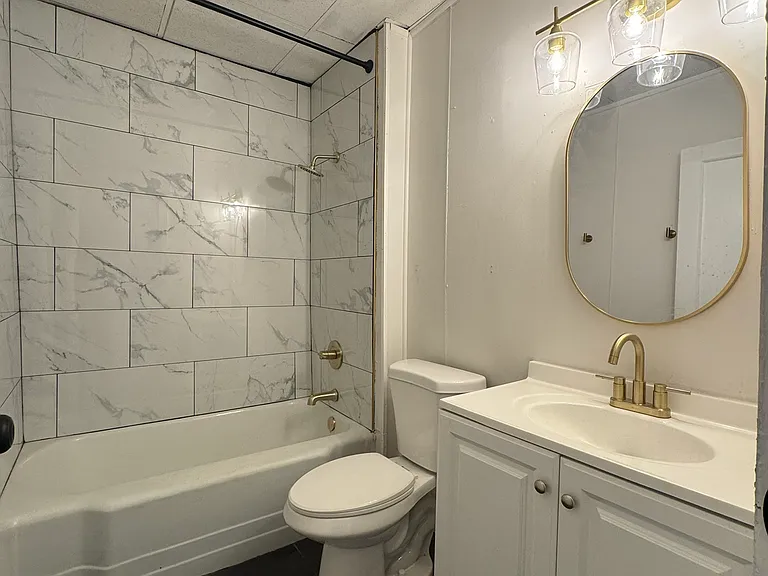 4003 W Muhammad Ali Blvd — Photo 5