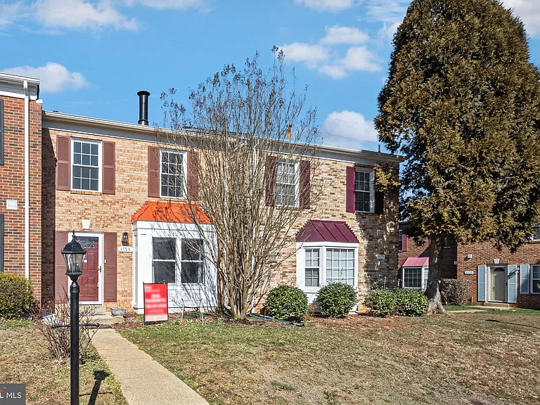 4793 S Park Ct — Photo 2