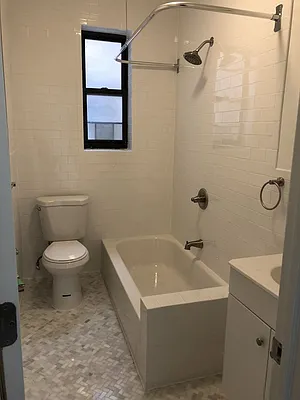 Rented by Silverstreet RE LLC | media 14