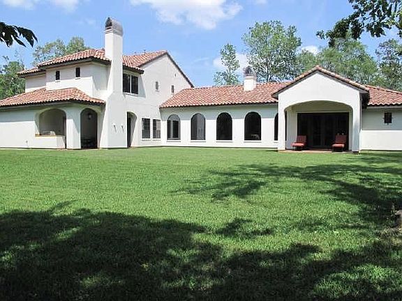 4th image of 11 Bridal Oak Ct