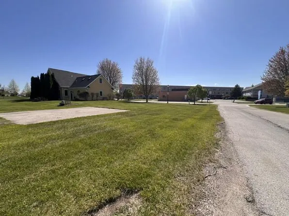813 N WATER STREET, Sheboygan, WI 53081