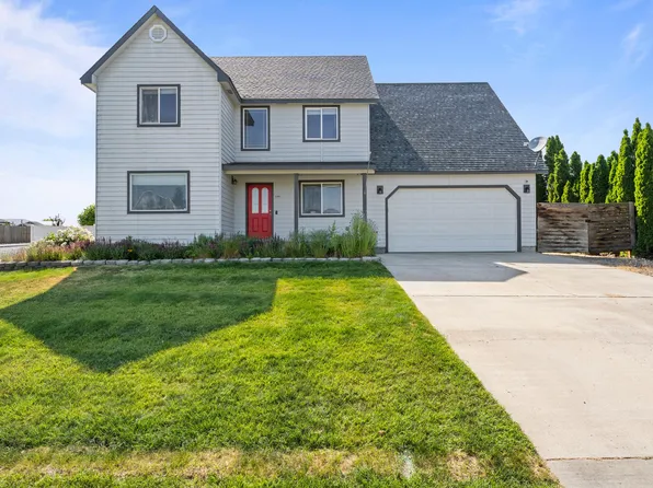 1542 NE 12th St, Benton City, WA 99320