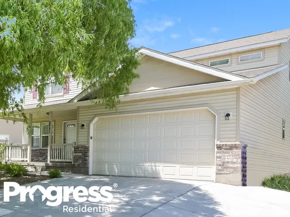 3731 E Royal Troon Dr, Eagle Mountain, UT 84005