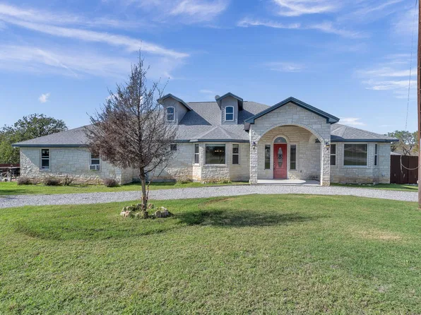 625 Skyline Dr, Kingsland, TX 78639