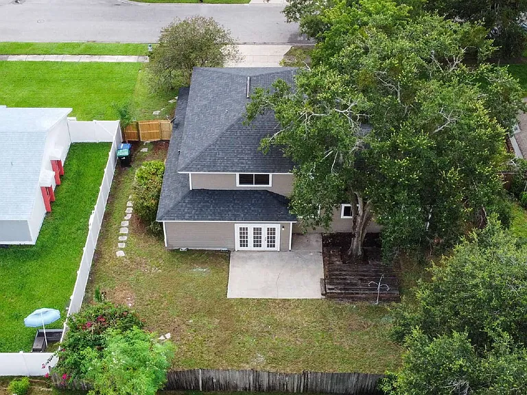3909 Stonehaven Rd — Photo 28