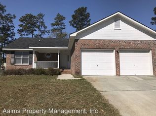 1724 Empress Ln, Fayetteville, NC 28304