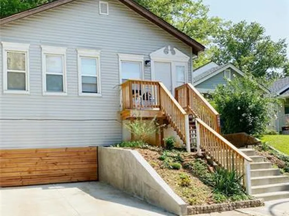 4660 Dewey Ave, Saint Louis, MO 63116