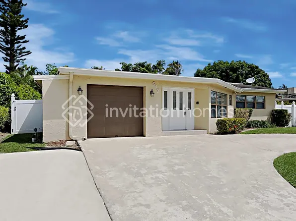 917 SE 16th Pl, Deerfield Beach, FL 33441