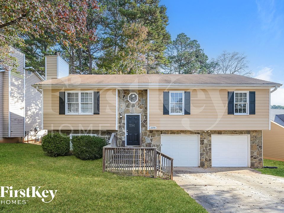 1st image of 2290 Georgia Ln