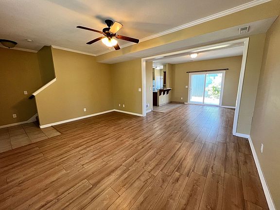 4th image of 2615 Valentine Ln
