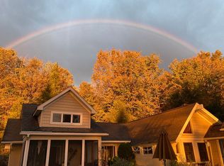 1828 Wooden Landing Rd, Petoskey, MI 49770