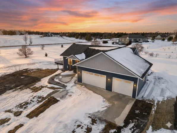 23569 Highland Trl, Fergus Falls, MN 56537