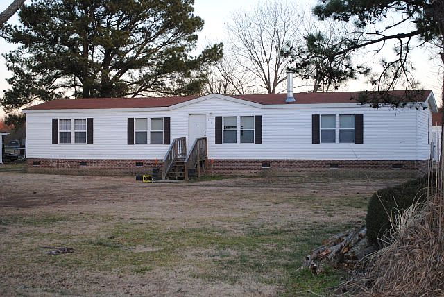 1st image of 111 N Garris St