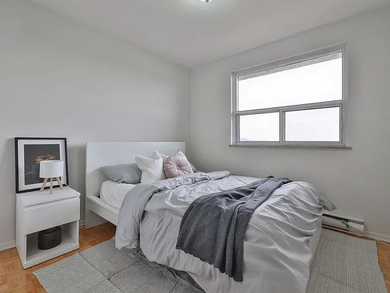 49 Wellington St — Photo 17