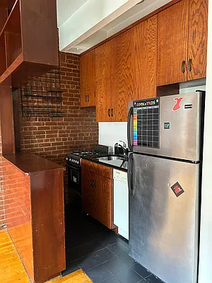 Rented by Compass | media 10