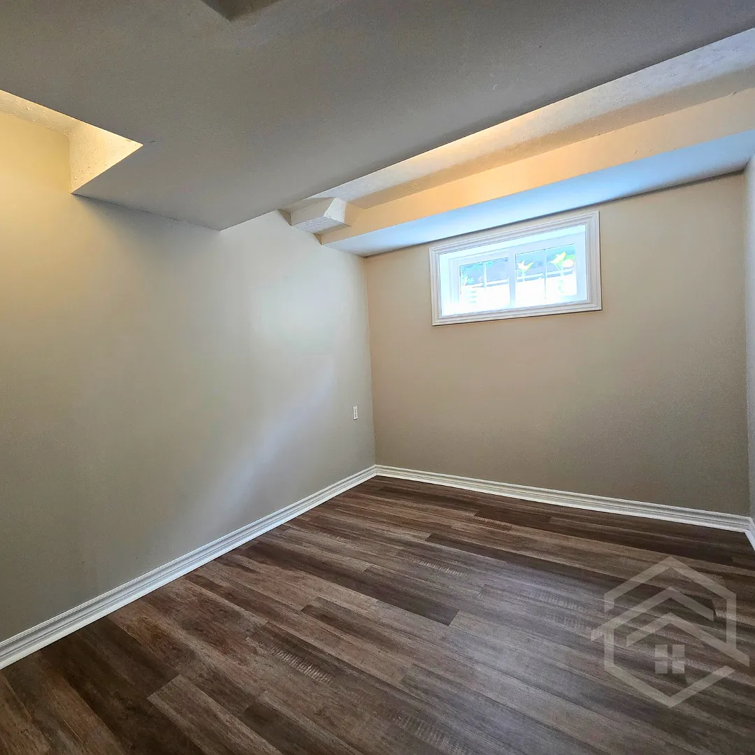 344 Simcoe Street Tillsonburg — Photo 4