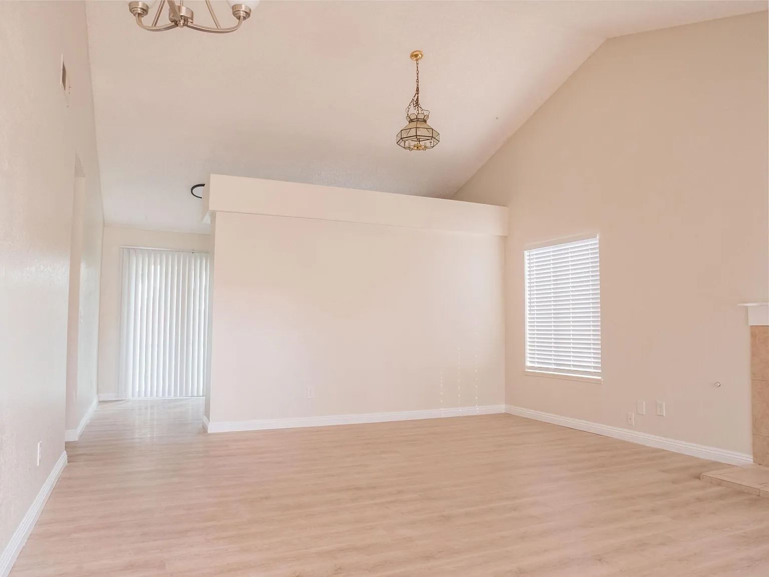 3 bed, 1229 sqft, $2,675 — Photo 2