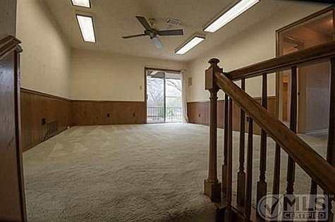 3rd image of 3016 Glasgow Dr