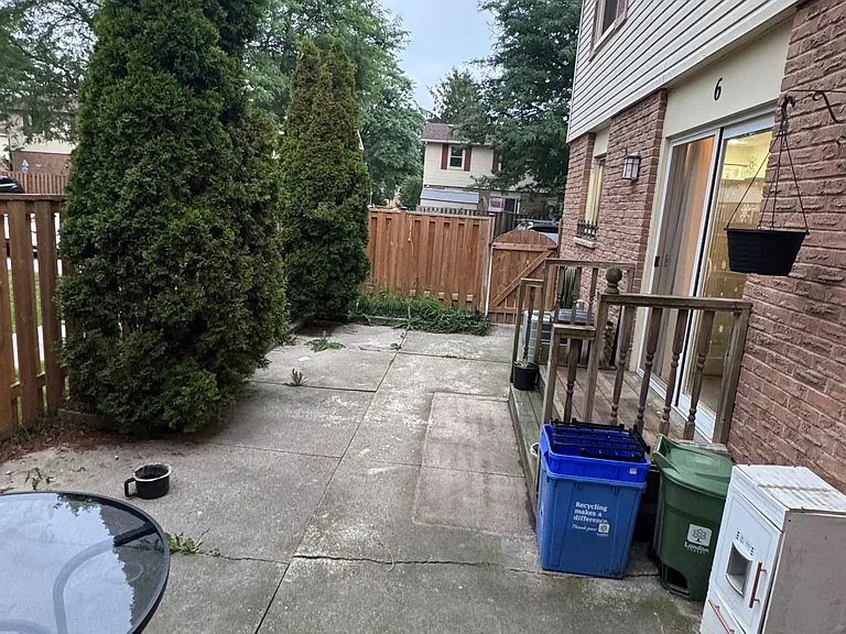 230 Clarke Rd #6 — Photo 23