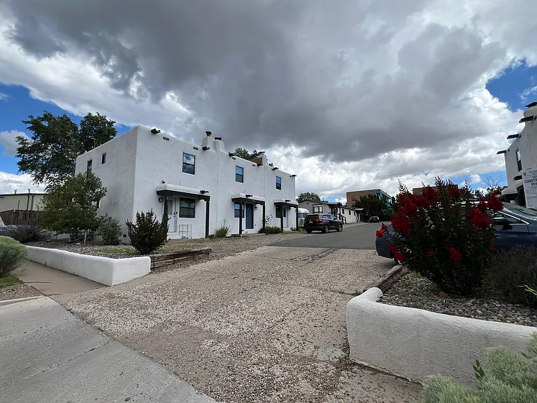 3202 Rufina St #F — Photo 16