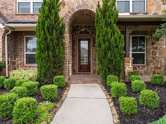 3rd image of 3406 Leaning Willow Dr