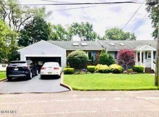 34 Hendrickson Pl, West Long Branch, NJ 07764