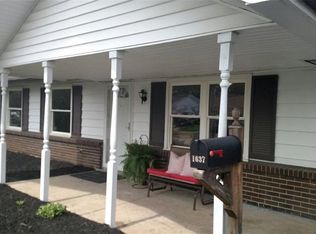 1637 Roxbury Dr, Xenia, OH 45385