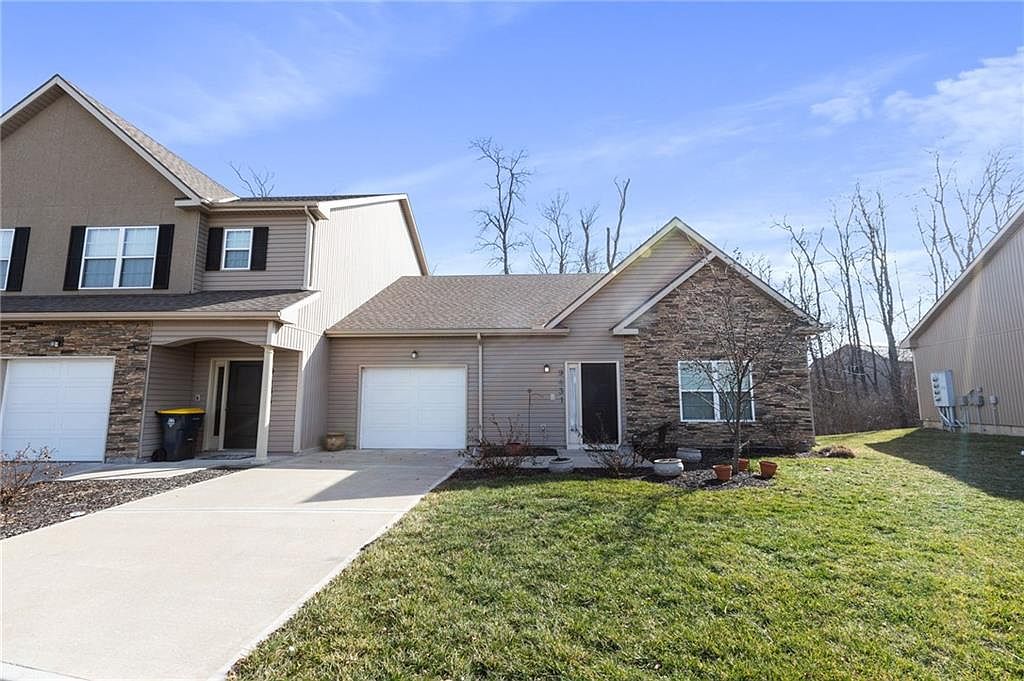9431 N Adrian Ave, Kansas City, MO 64154 | Zillow