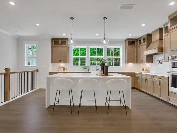 116 Bridgecrest Rd, Roswell, GA 30075