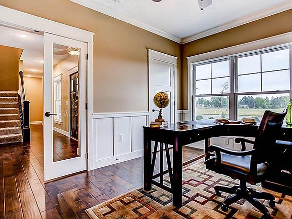 5th image of 1065 Windmill Ct