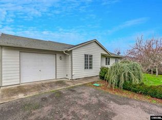 1017 Antioch St, Lebanon, OR 97355