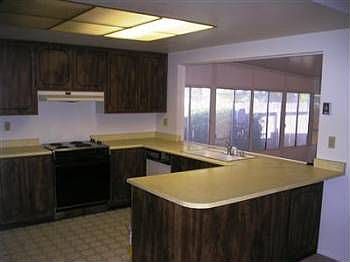 4th image of 8541 Sun Florin Dr