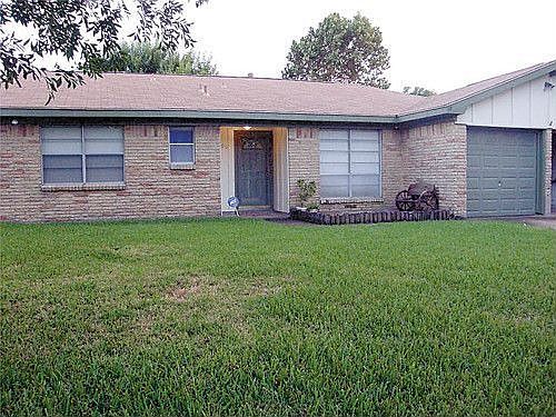 1st image of 2909 18th Ave N